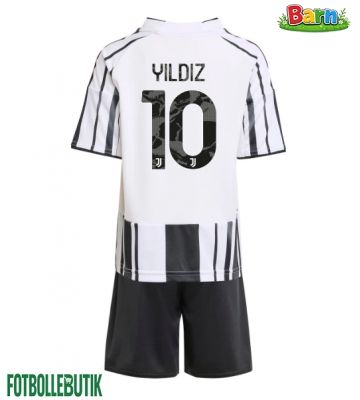 Juventus Kenan Yildiz #10 Hemmaställ Barn 2025-26 Kortärmad (+ Korta byxor)